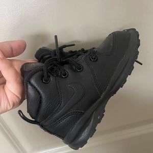 Toddler Nike sneaker Boots